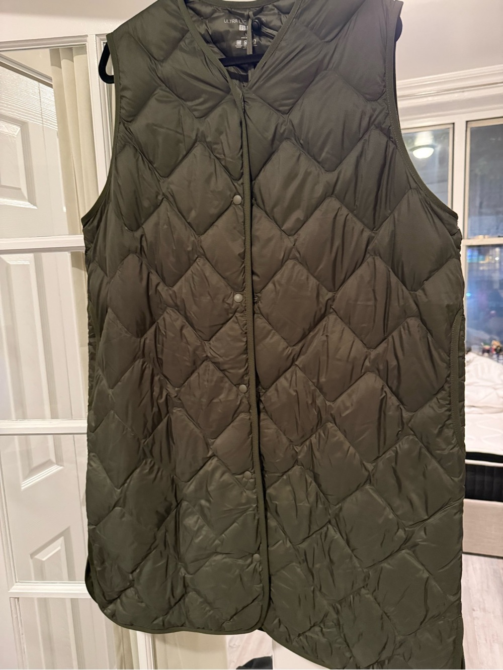 Uniqlo Olive Quilted Snap-Front Vest